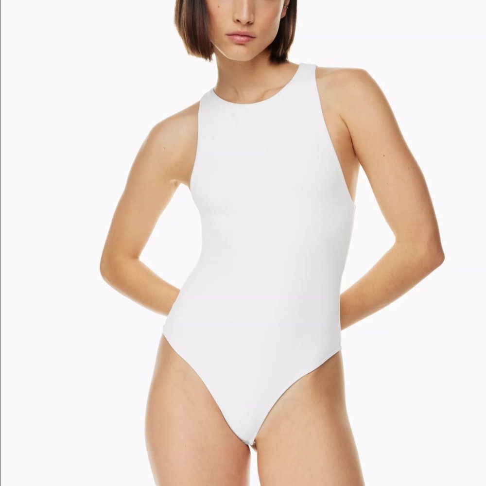 Aritzia Babaton Contour 90's Bodysuit